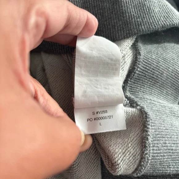 Vuori Cypress Logo Crew Crewneck Sweatshirt Men's Heather Grey Size Large - Picture 12 of 12